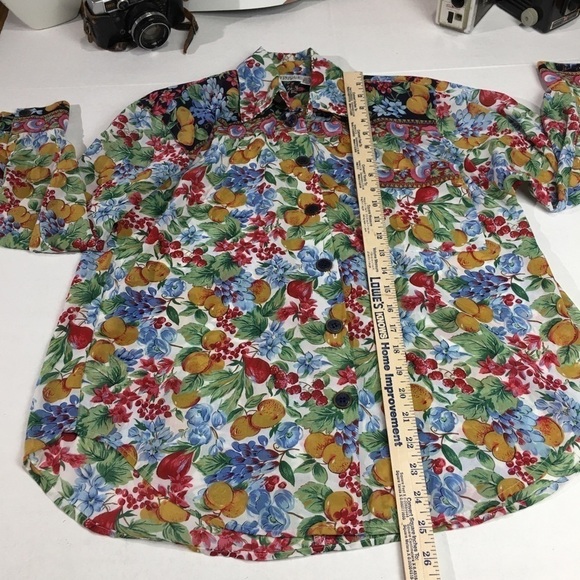 Martinique Petite vintage cottage core button down fruit blouse / top - Picture 7 of 8